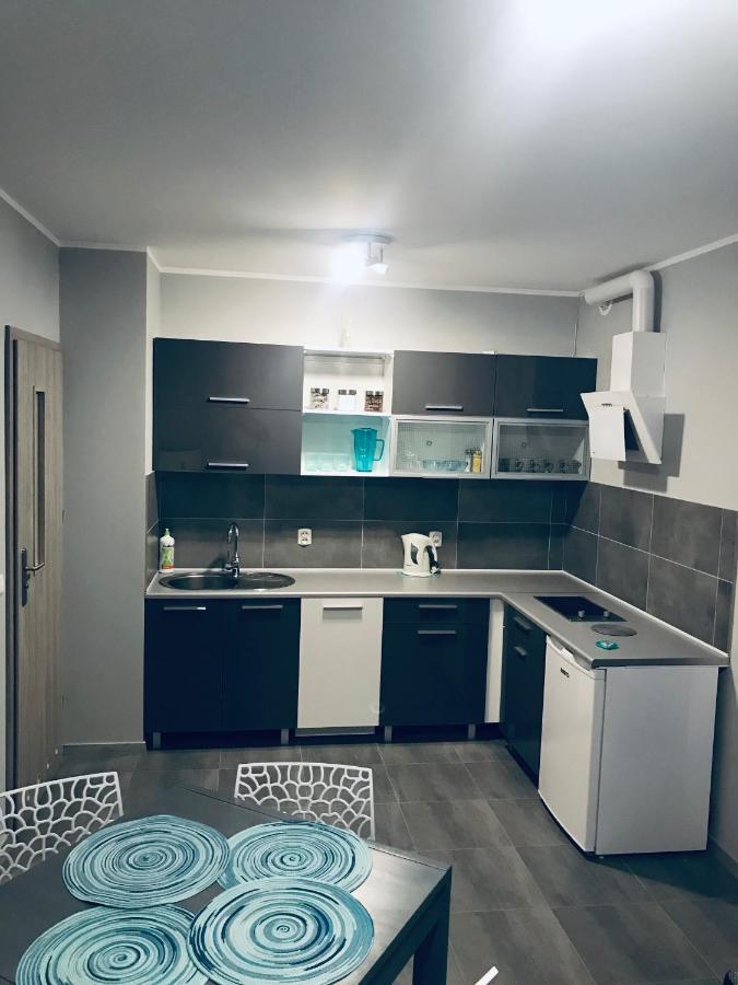 Apartment C18 *