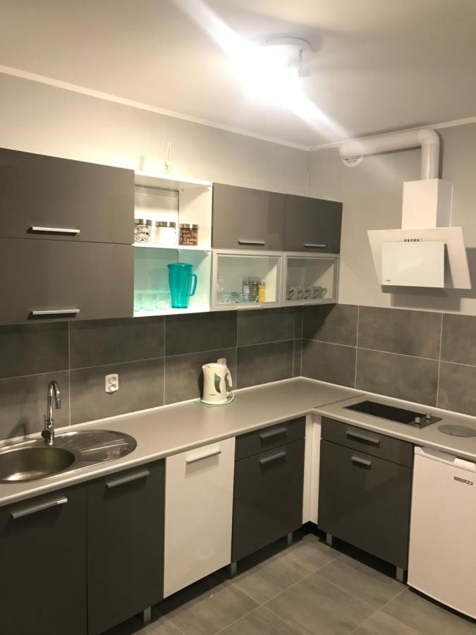 Apartment C18 *