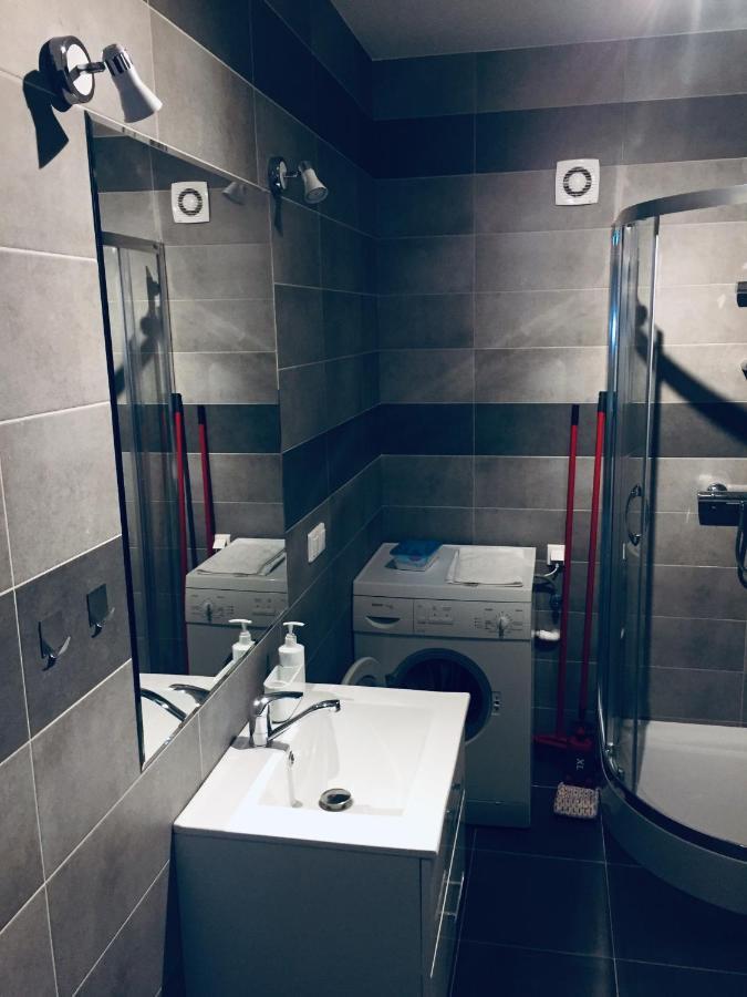 Apartment C18